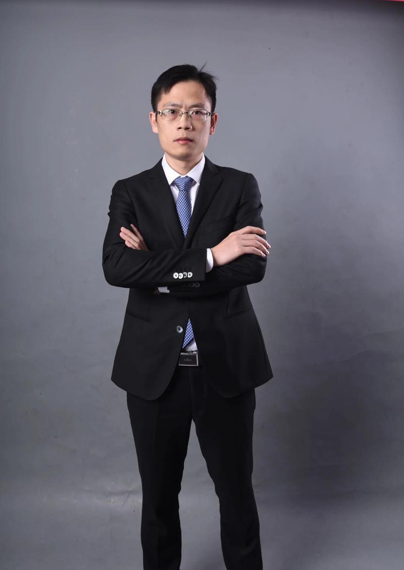 林必立品牌与内容负责人